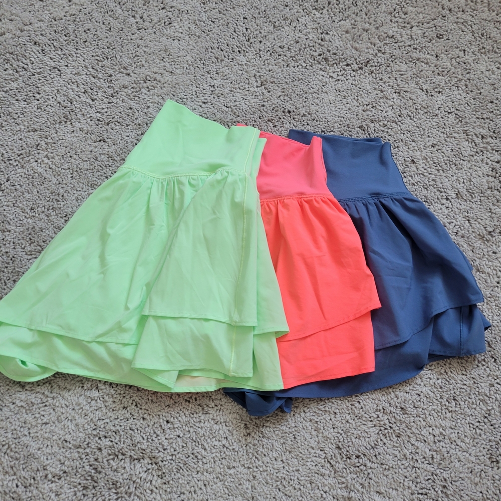 Aerie Green and Pink Tiered Skater Athletic Shorts